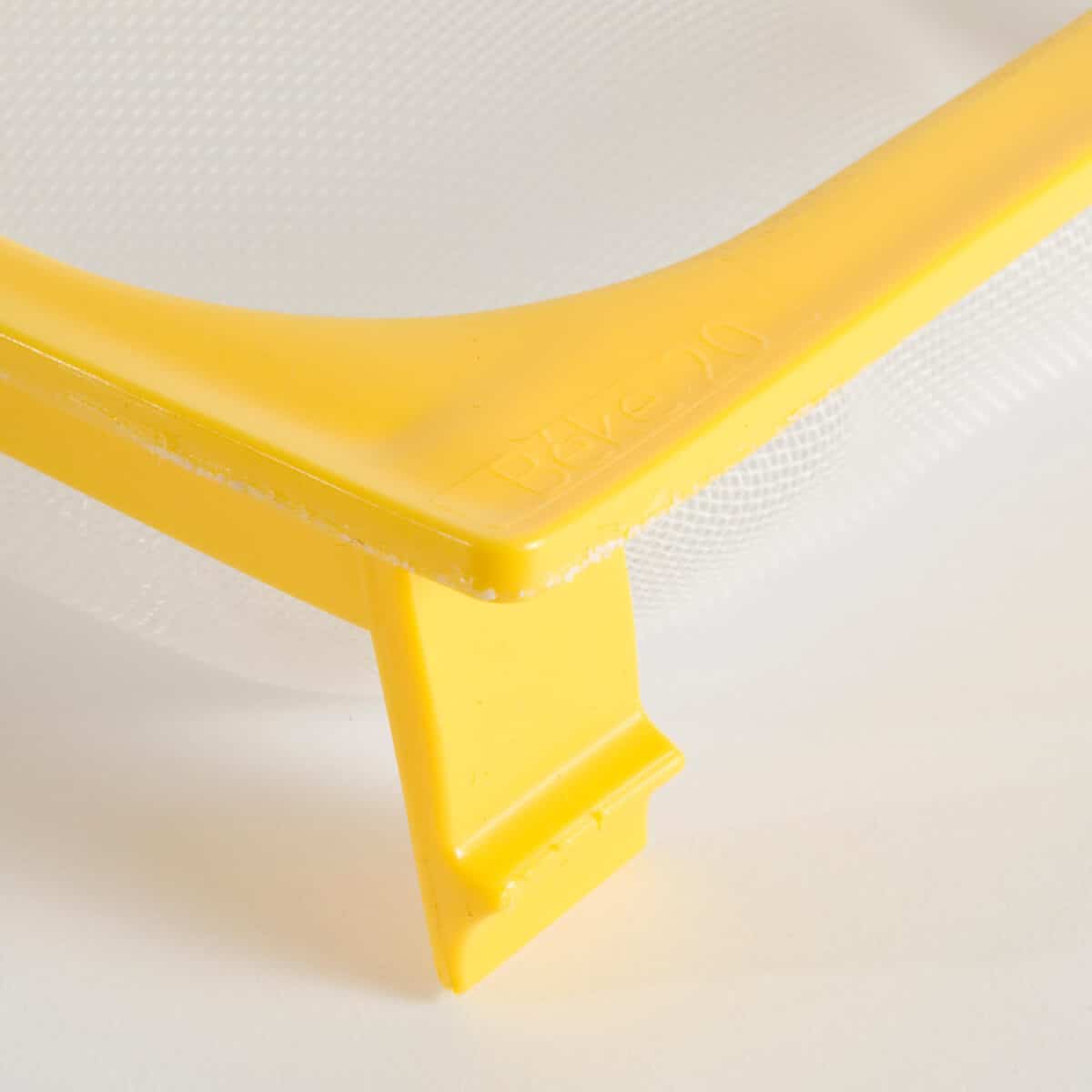 Benier Overhead Proofer Large Basket Pocket - 12 across Size 8-3/8*7-3/4*2-1/2" (1.18" frame height) - Image 7